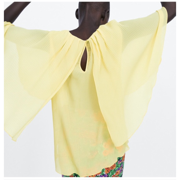 Zara Pleated Cape Blouse in Yellow Size Medium NWT - Picture 1 of 7